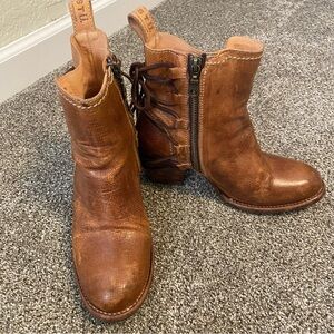 Women’s Leather Bed Stu Lace Up Blaire Heeled Ankle Boots / Booties size 7.5